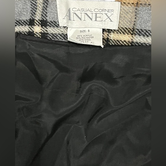 Vtg Casual Corner Annex~Blue/Tan Plaid Wrap Skirt  Size 8 Wool blend  28”x19” - Picture 4 of 6